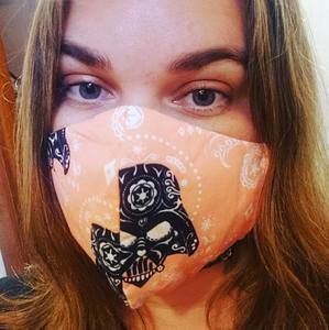 Meet your Posher, Julia